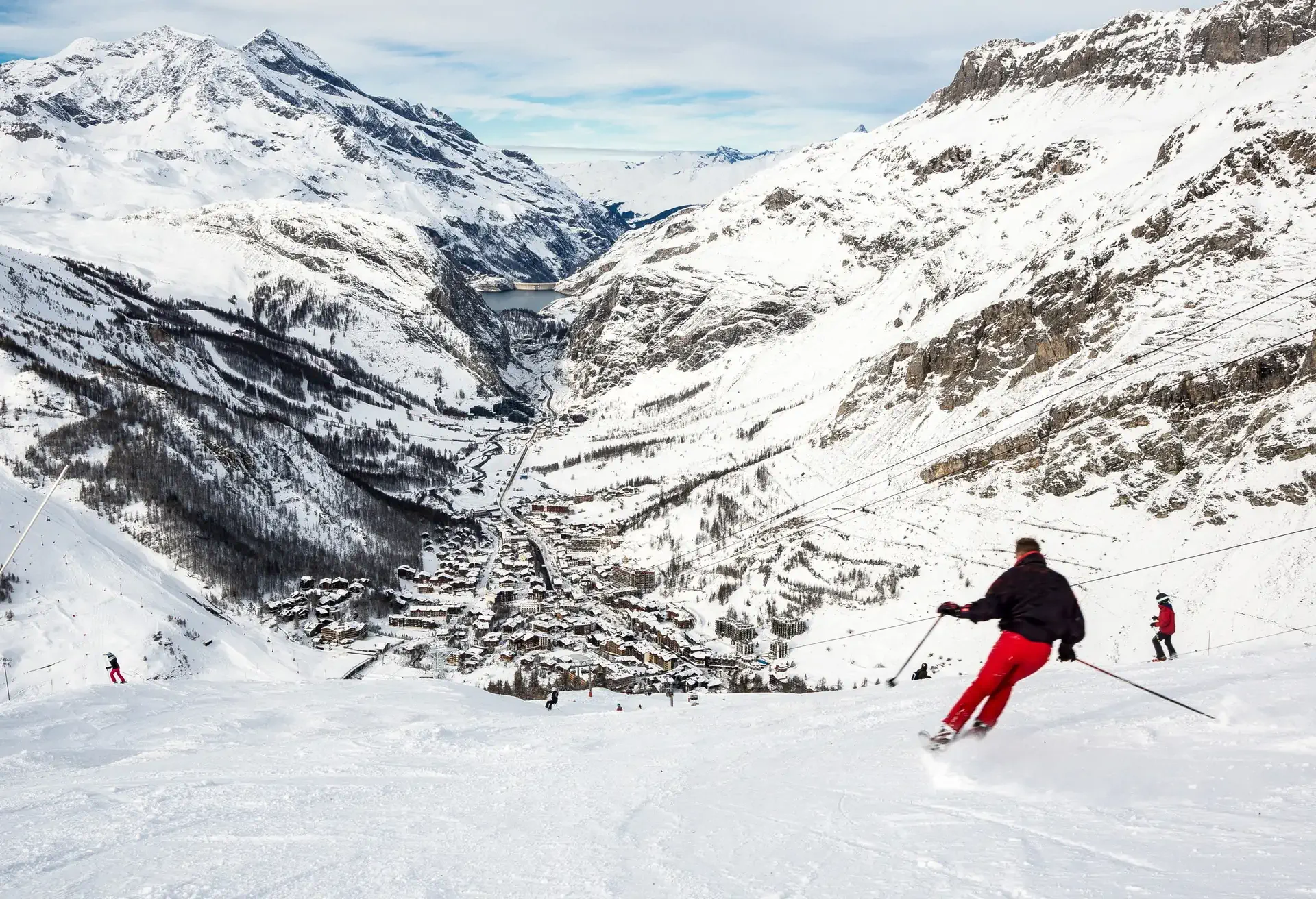 Val-d’Isère possède de belles pistes adaptées à tous les niveaux