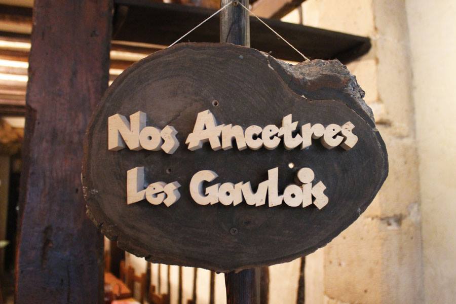 restaurant insolite à paris - nos ancetres les gaulois