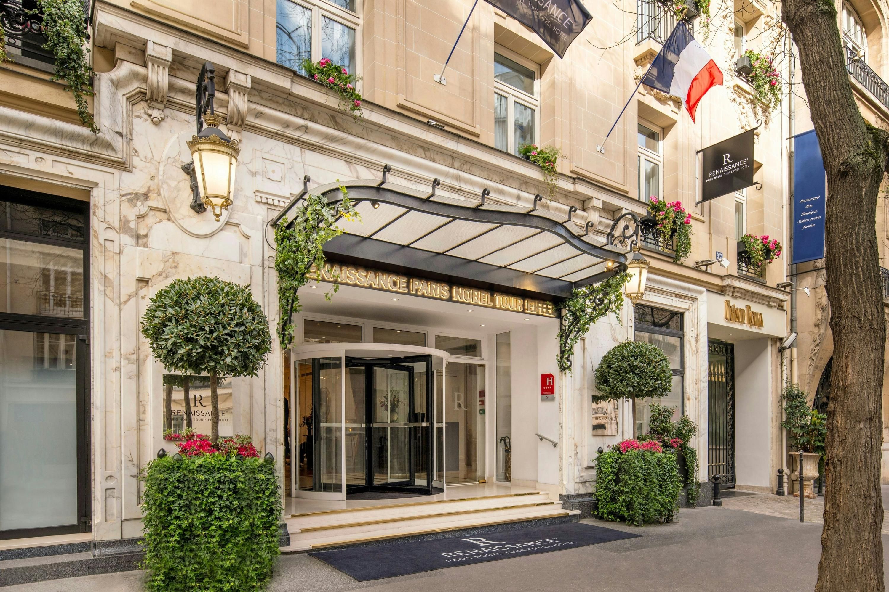 Renaissance Paris Nobel Tour Eiffel Hotel à Paris, France à partir