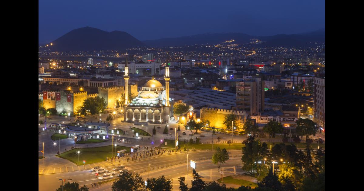 Vol Pas Cher Kayseri Billets D Avion Des 102 Momondo