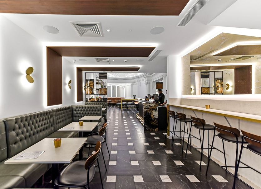 Restaurant Photo