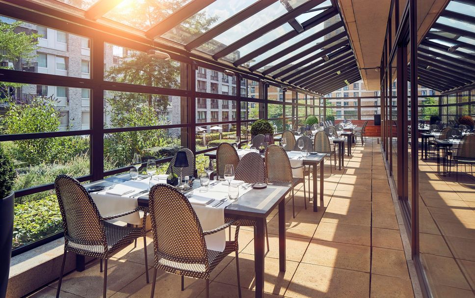 Restaurant Photo