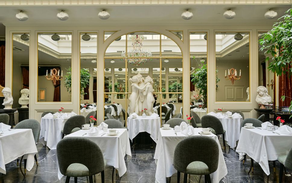 Restaurant Photo