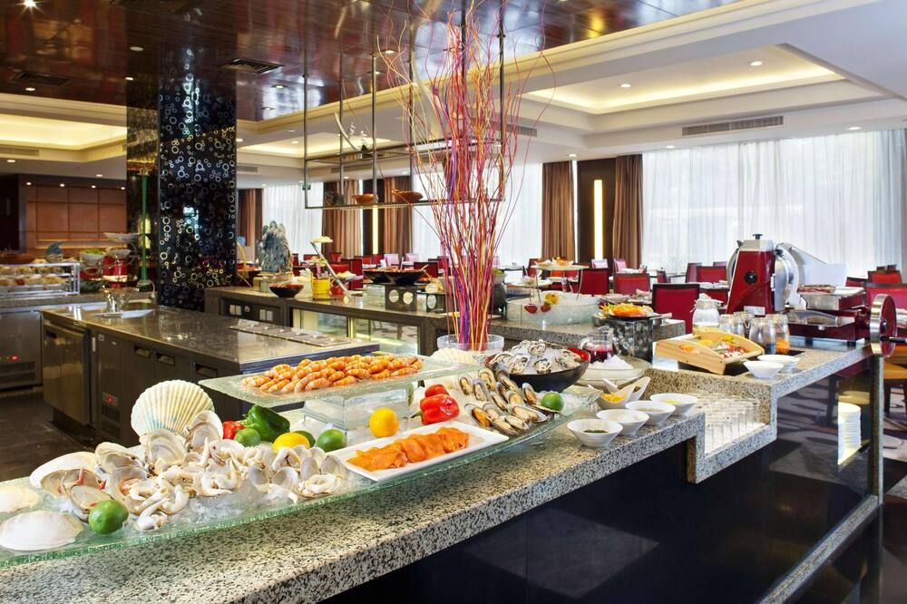 Buffet Photo