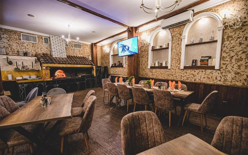 Restaurant Photo