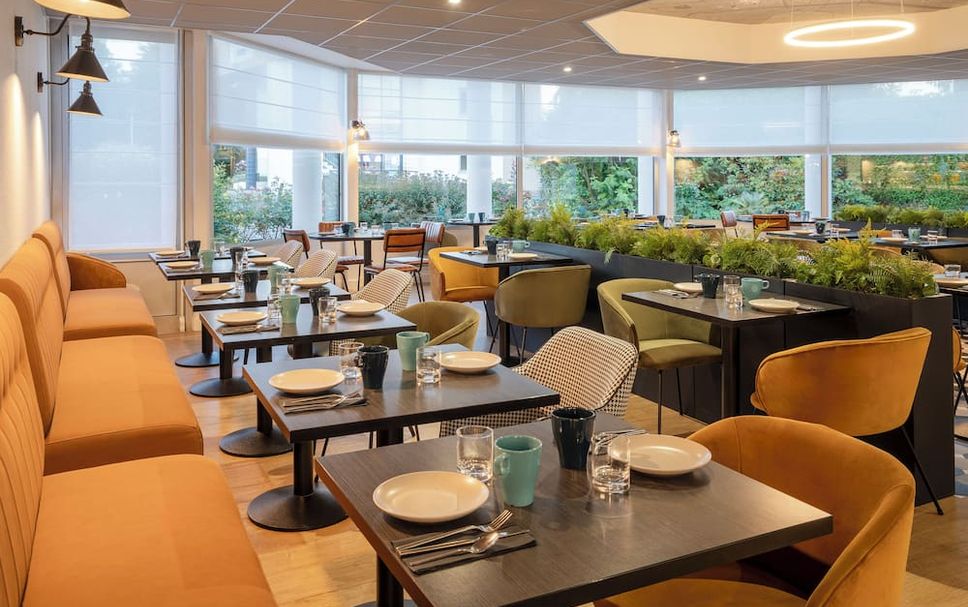 Restaurant Photo