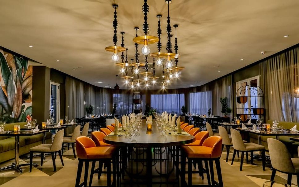 Restaurant Photo