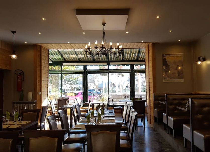 Restaurant Photo