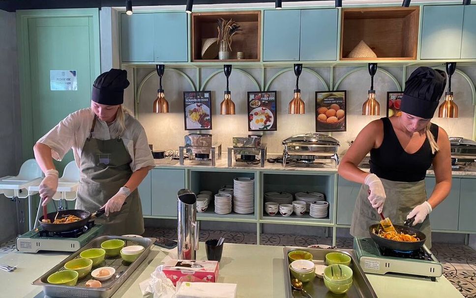 Buffet Photo