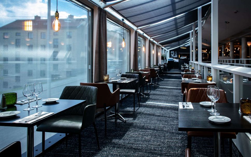 Restaurant Photo