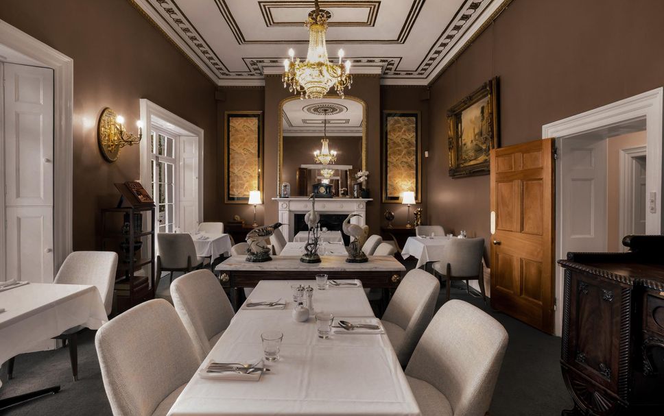 Restaurant Photo
