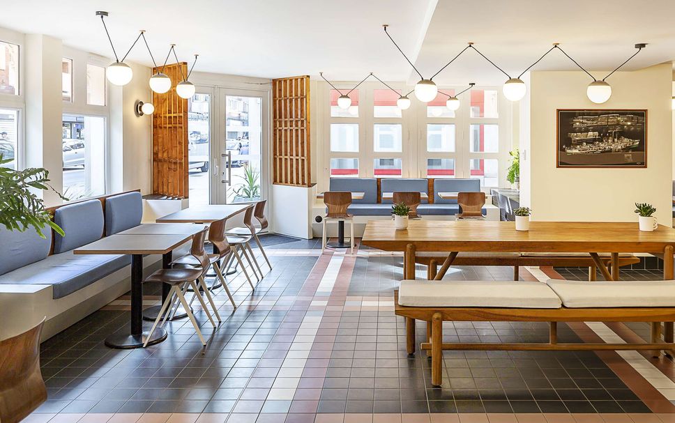 Restaurant Photo