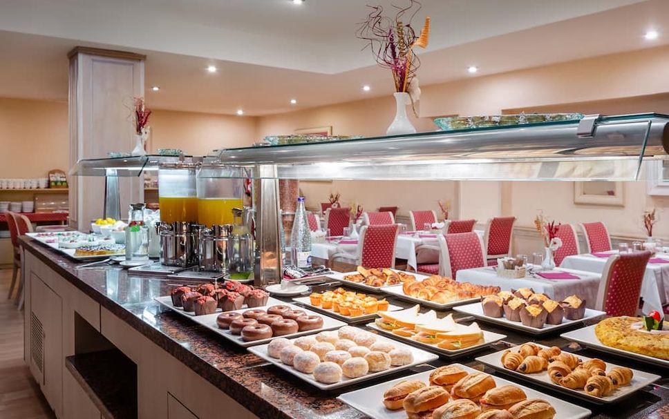 Buffet Photo