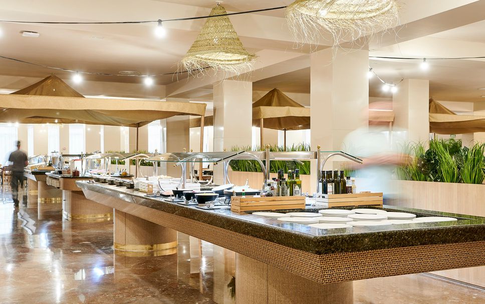 Buffet Photo